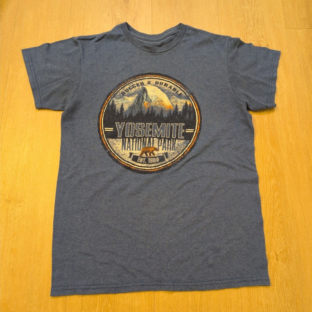 Yosemite National Park Graphic Women Small Shirt Bear Hiking Mountain Blue